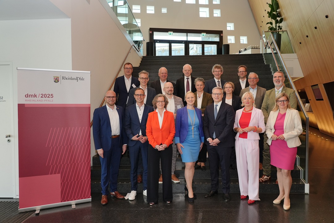 Die Mitglieder der Digitalministerkonferenz 2025 in Rheinland-Pfalz
